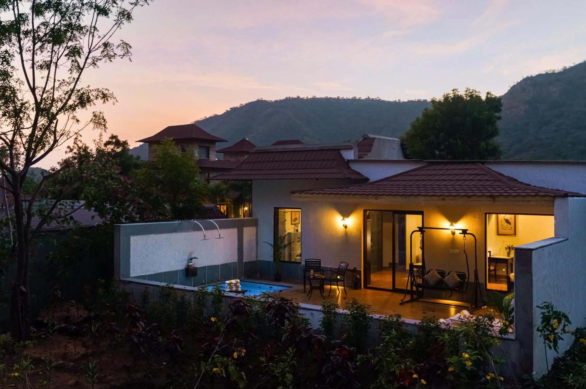 Anandam - A Luxury Resort In Udajpur Zewnętrze zdjęcie