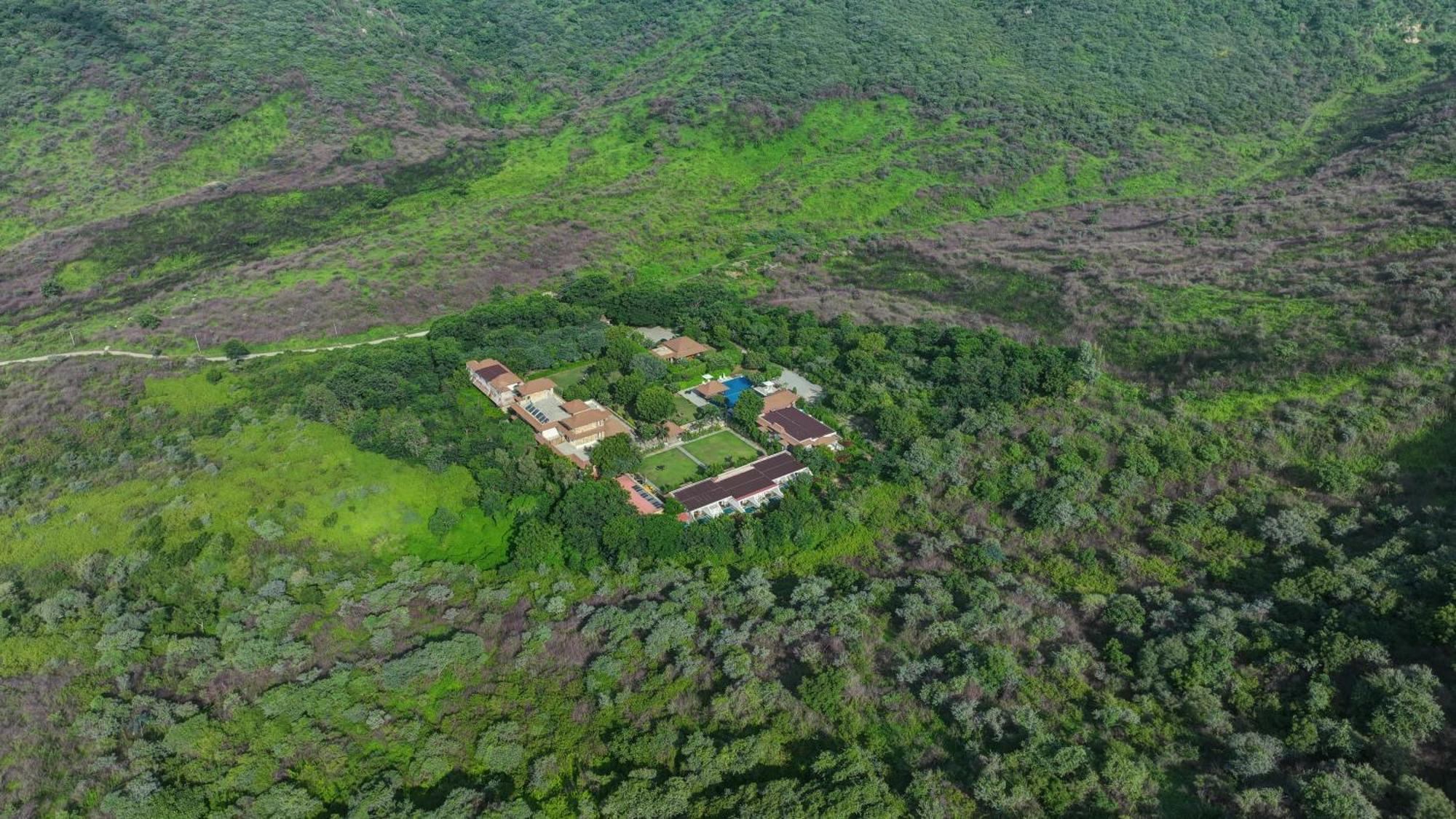 Anandam - A Luxury Resort In Udajpur Zewnętrze zdjęcie