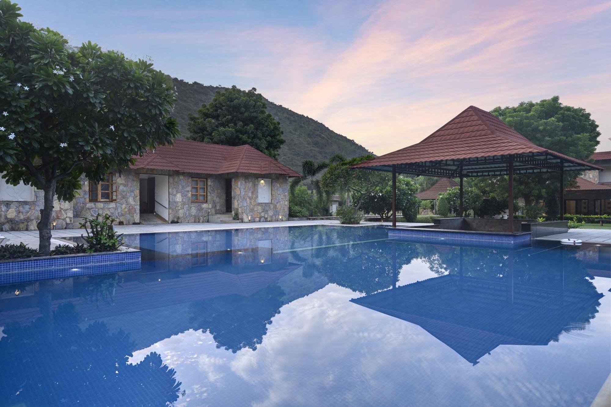 Anandam - A Luxury Resort In Udajpur Zewnętrze zdjęcie