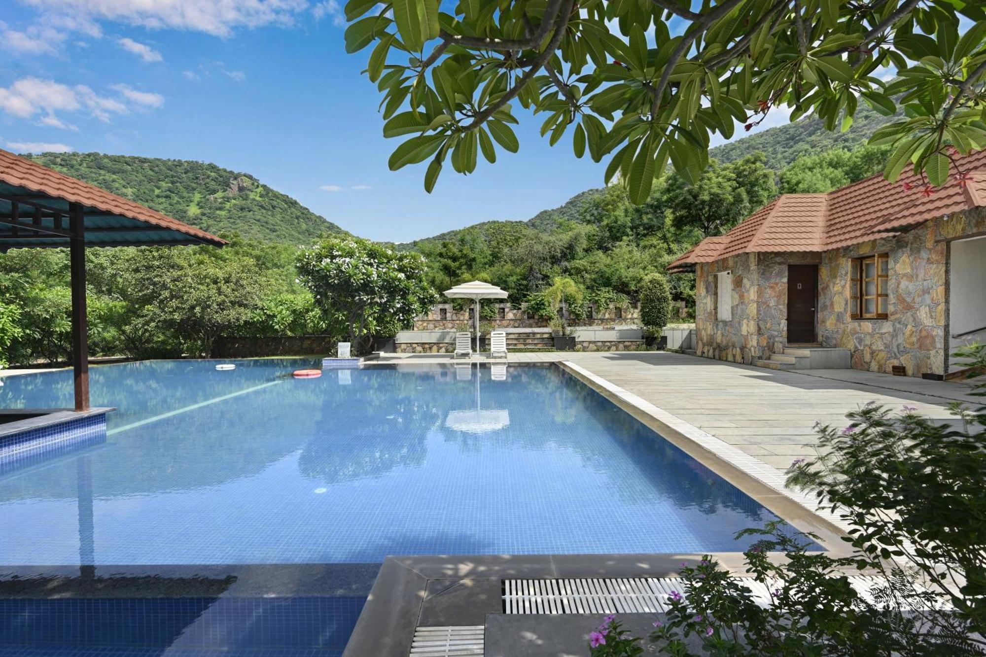 Anandam - A Luxury Resort In Udajpur Zewnętrze zdjęcie