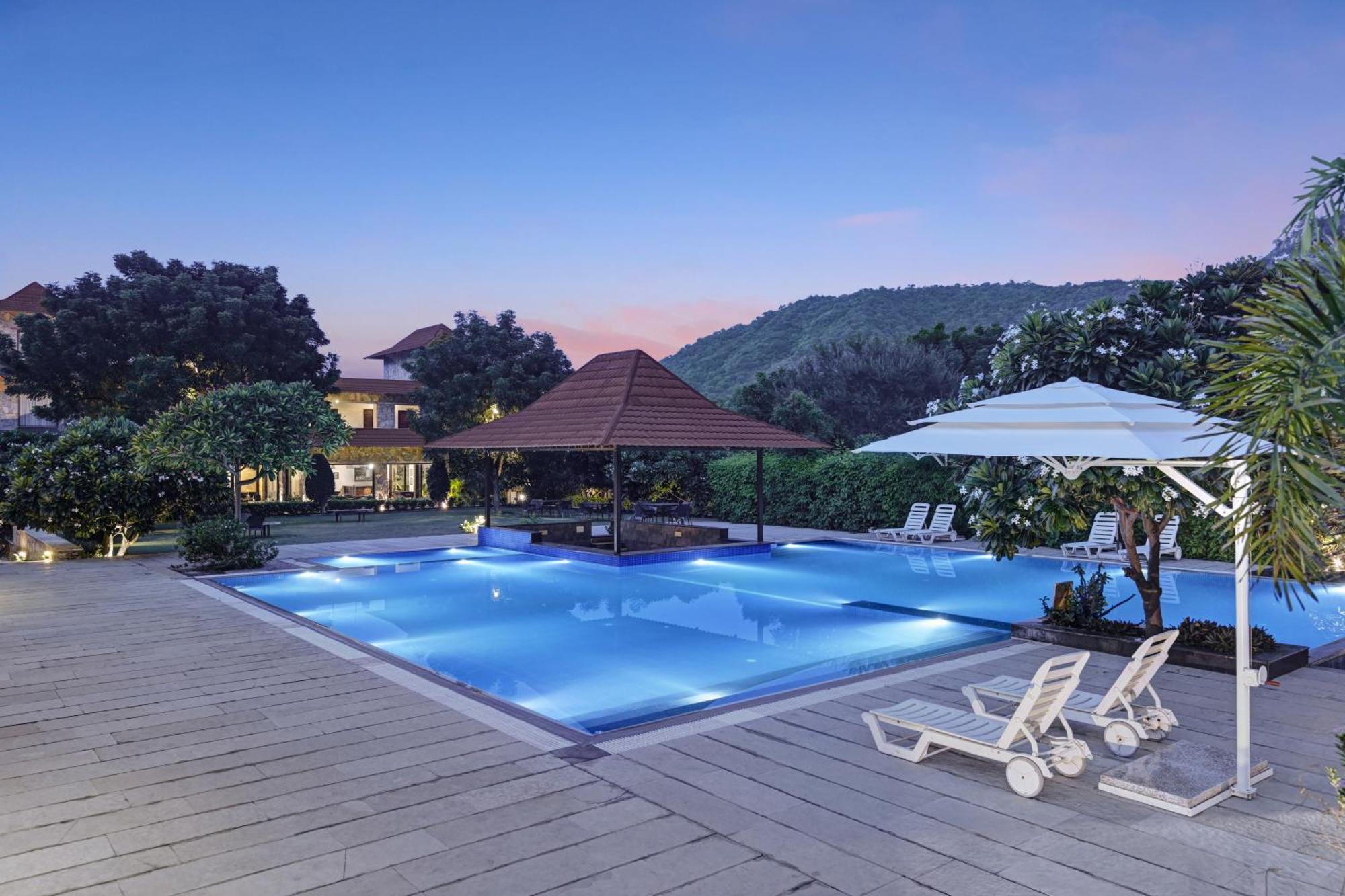 Anandam - A Luxury Resort In Udajpur Zewnętrze zdjęcie
