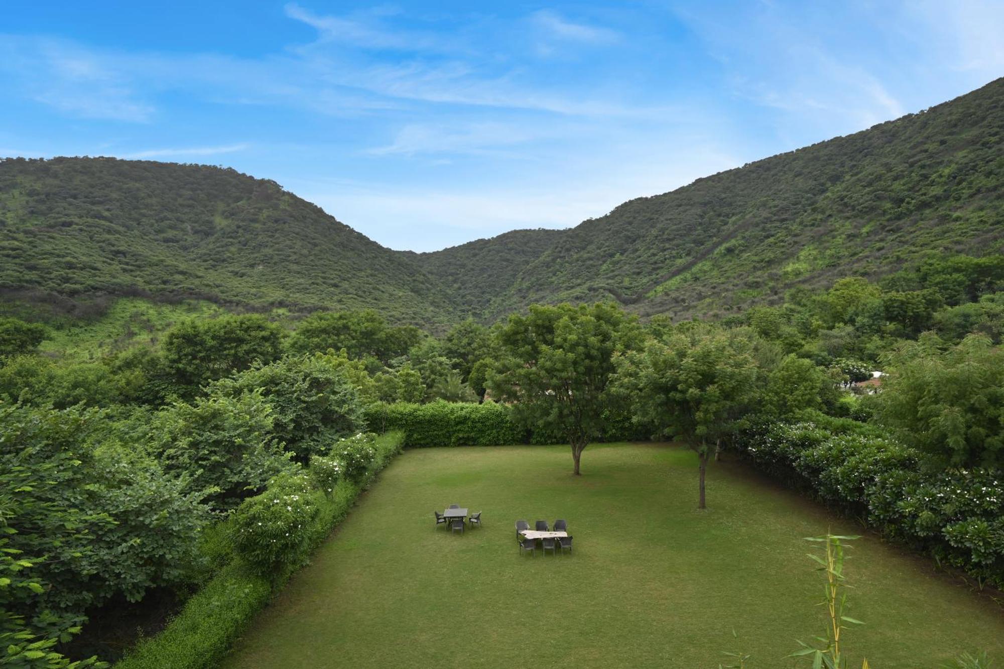 Anandam - A Luxury Resort In Udajpur Zewnętrze zdjęcie
